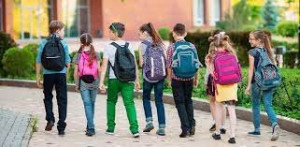 school-kids-walking-colin-austin-gbiota