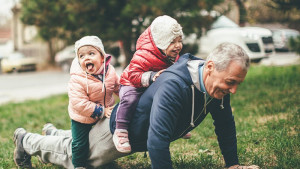 granddad-having-fun-with-grandchildren-colin-austin-gbiota