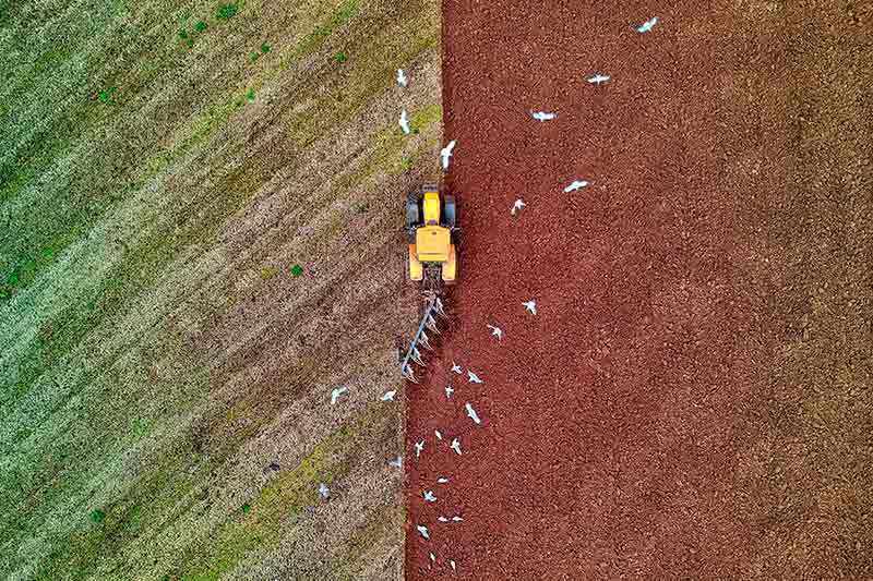 farm-field-ploughing-tractor-colin-austin-gbiot